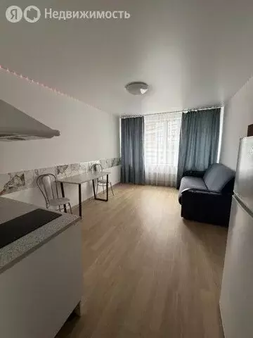 Квартира-студия: Екатеринбург, жилой район Уктус, микрорайон Светлый, ... - Фото 2