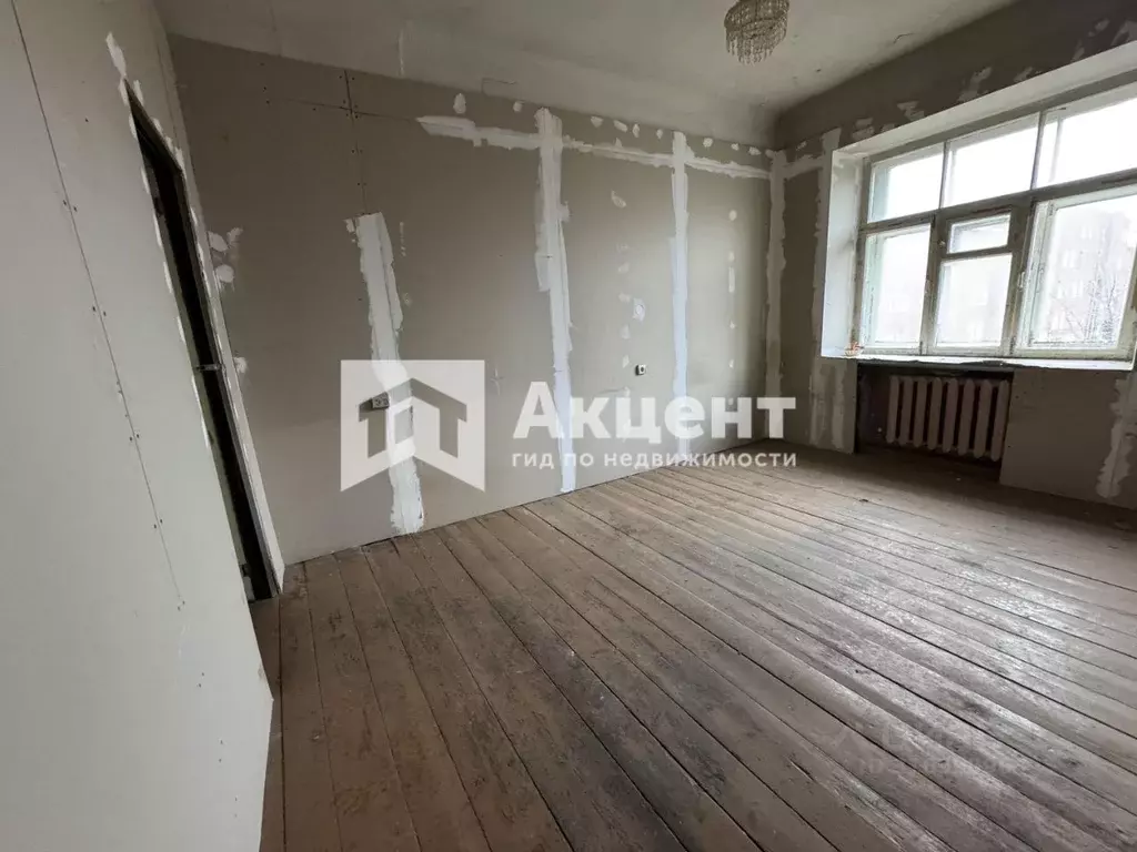 Комната Ивановская область, Иваново ул. Громобоя, 15 (13.8 м) - Фото 1