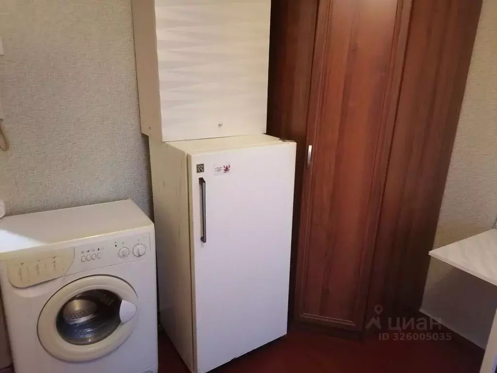 Комната Новгородская область, Великий Новгород ул. Космонавтов, 28 ... - Фото 1