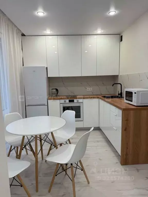1-к кв. Татарстан, Казань ул. Александра Курынова, 5к4 (33.0 м) - Фото 2