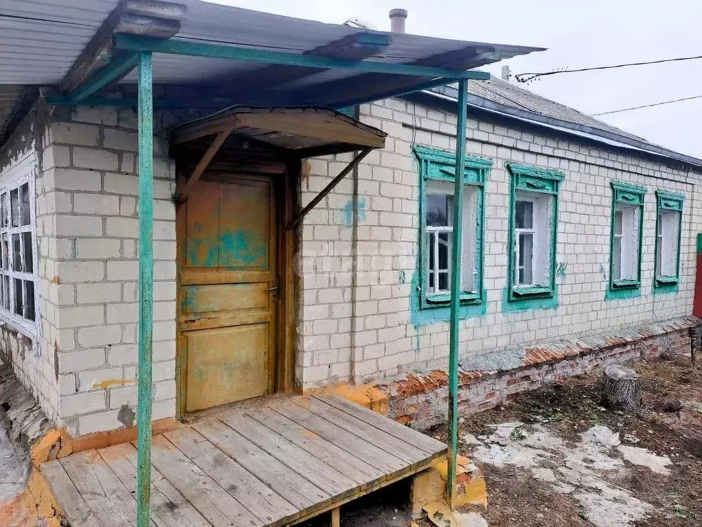 Дом в Белгородская область, Валуйский городской округ, Уразово рп ул. ... - Фото 1