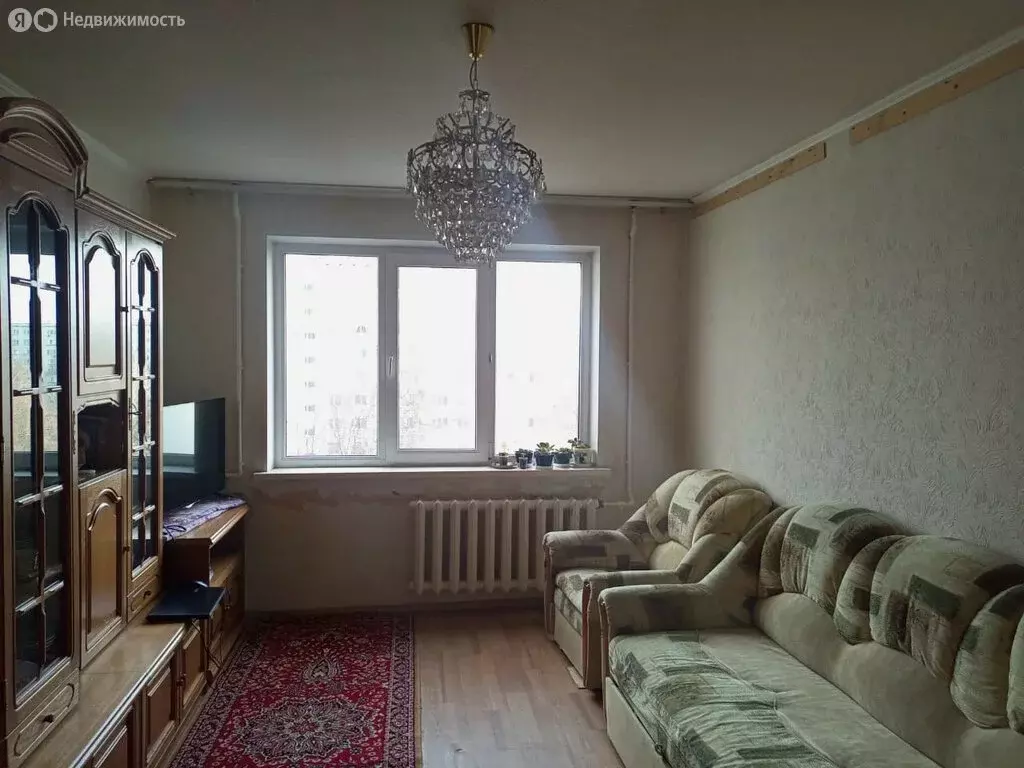 3-комнатная квартира: Набережные Челны, проспект Сююмбике, 84 (65 м) - Фото 1