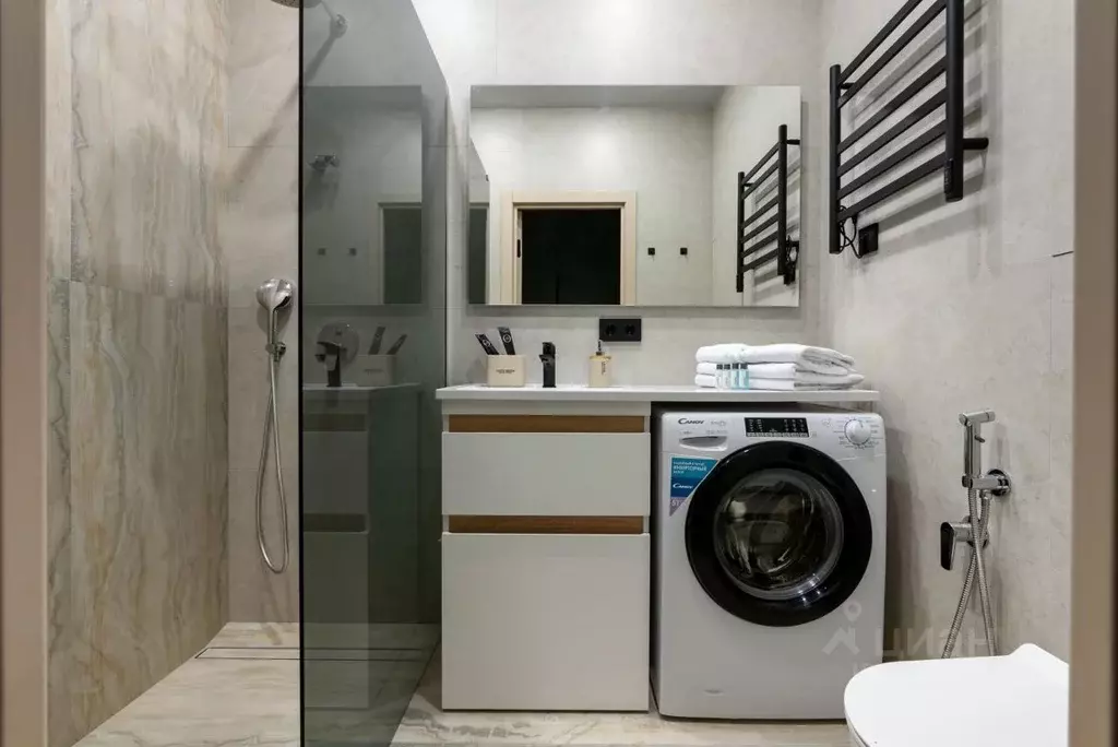 Комната Санкт-Петербург наб. Макарова, 58 (30.0 м) - Фото 1