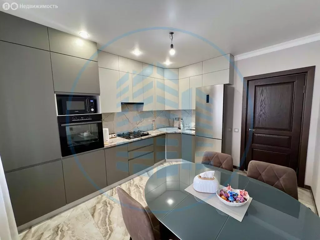 3-комнатная квартира: станица Ессентукская, Садовая улица, 29к3 (97 м) - Фото 0