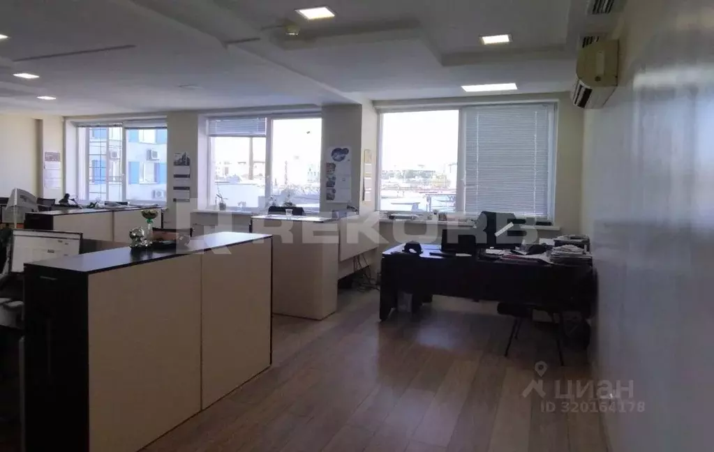 Офис в Санкт-Петербург Заставская ул., 7 (232 м) - Фото 1