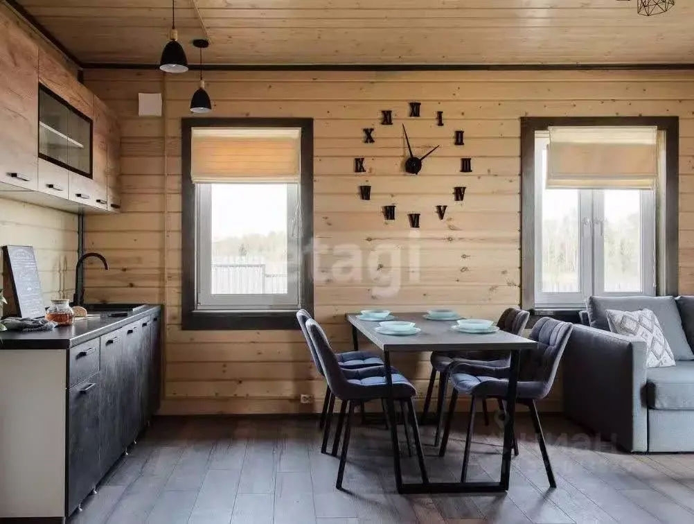 Дом в Калужская область, Боровский муниципальный округ, У реки кп  (60 ... - Фото 1