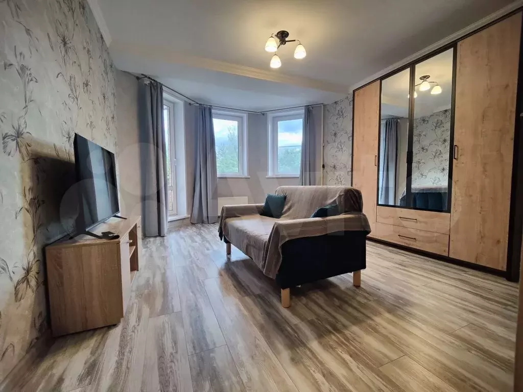 1-к. квартира, 40 м, 3/17 эт. - Фото 0