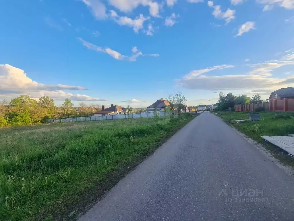 Участок в Белгородская область, Белгородский район, Тавровское с/пос, ... - Фото 1