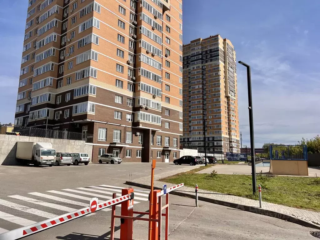 3-к кв. Тульская область, Тула ул. Сурикова, 28 (62.0 м) - Фото 1