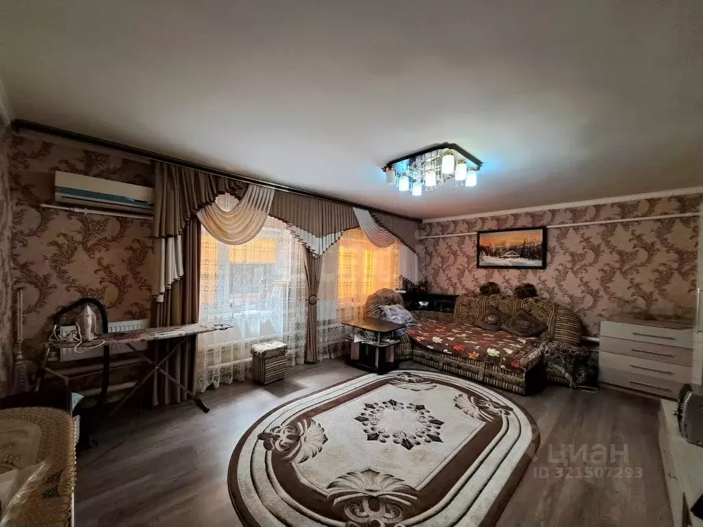 Дом в Ставропольский край, с. Александровское ул. Водная, 94 (65 м) - Фото 1