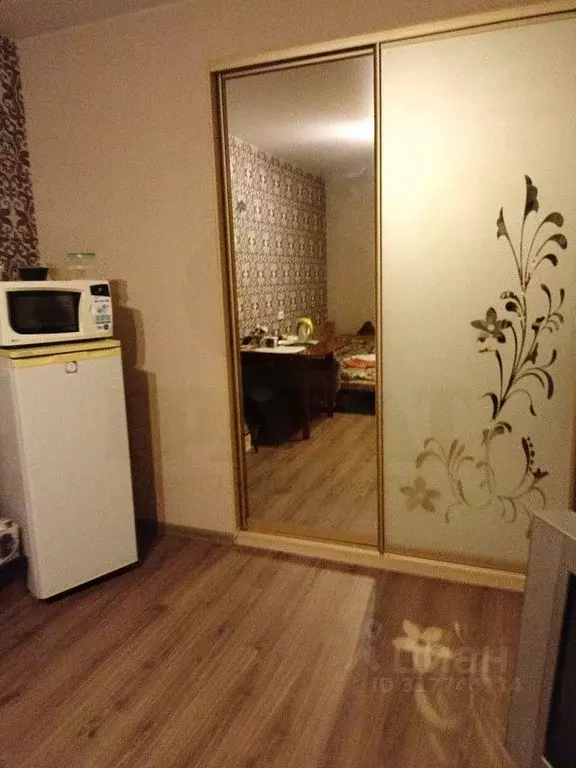 Комната Свердловская область, Екатеринбург ул. Ильича, 15 (18.1 м) - Фото 0