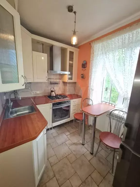 2-к. квартира, 52 м, 2/5 эт. - Фото 0