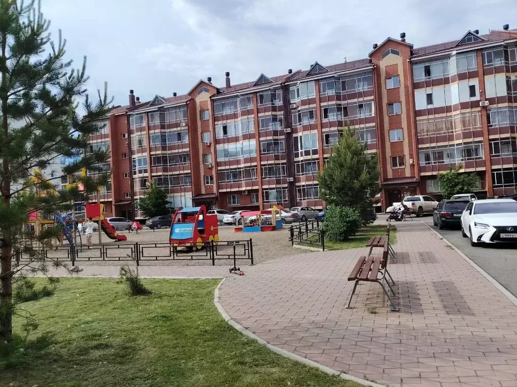 2-к кв. Хакасия, Абакан ул. Авиаторов, 4 (50.0 м) - Фото 0