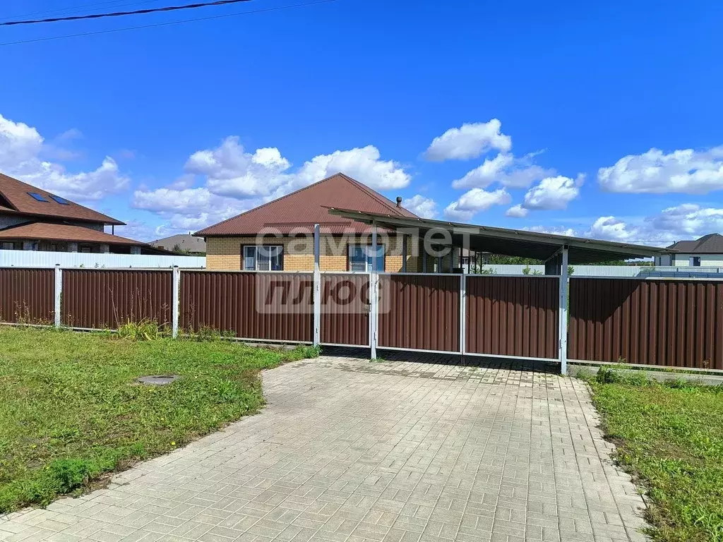 Дом в Белгородская область, Старый Оскол ул. Черноморская (81 м) - Фото 0