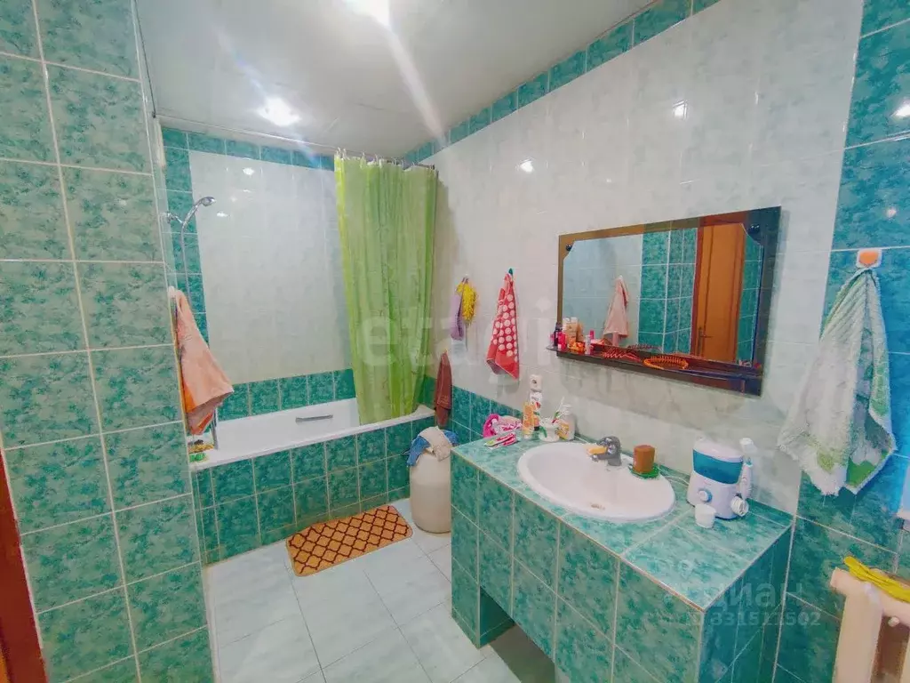 Дом в Саратовская область, Энгельс Дубовская ул., 8 (313 м) - Фото 1