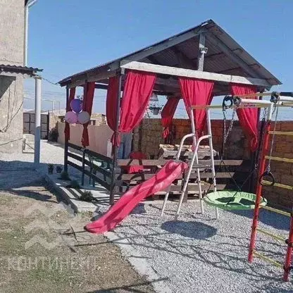 Дом в Крым, Черноморский район, с. Межводное ул. Мира, 33 (163 м) - Фото 1