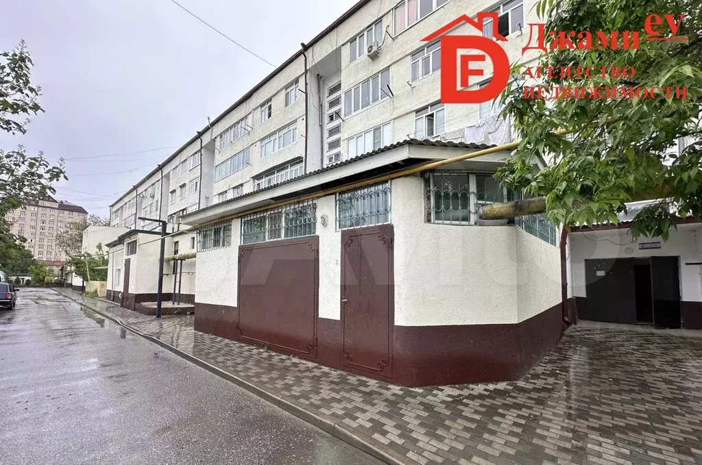 3-к. квартира, 110 м, 1/5 эт. - Фото 0