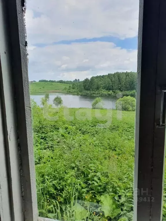 Дом в Брянская область, Жуковский муниципальный округ, д. Стибково  ... - Фото 1