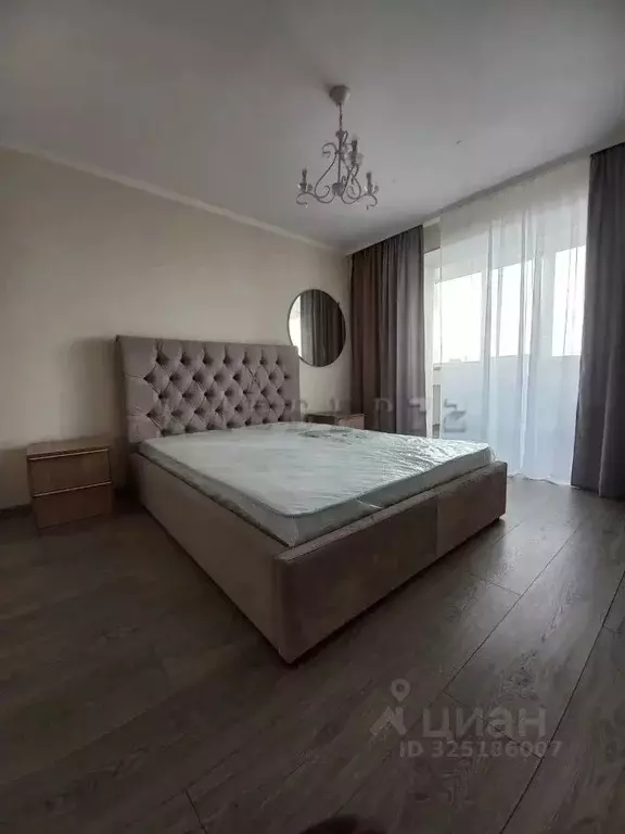 3-к кв. Тюменская область, Тюмень ул. 30 лет Победы, 134 (80.0 м) - Фото 1
