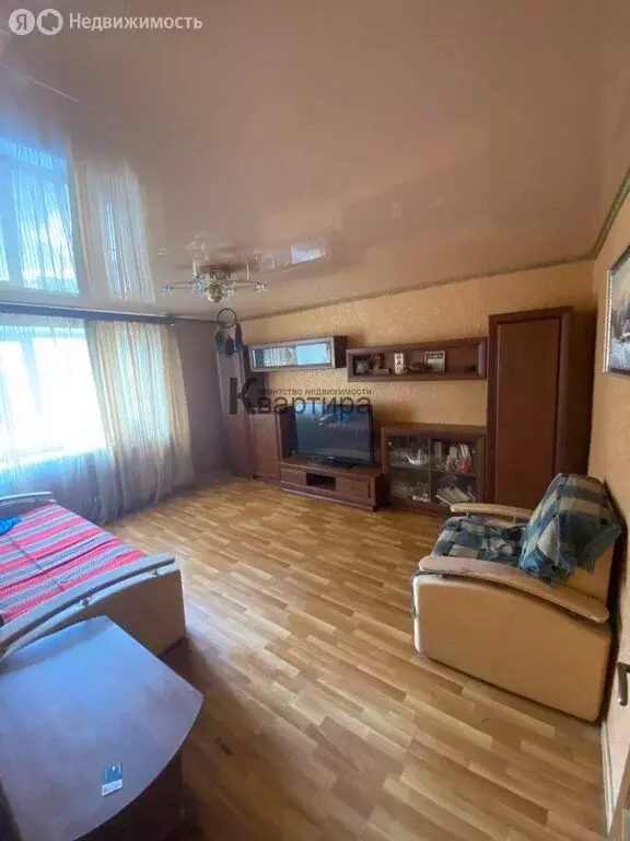 3-комнатная квартира: Смоленск, микрорайон Южный, 35 (71.6 м) - Фото 1