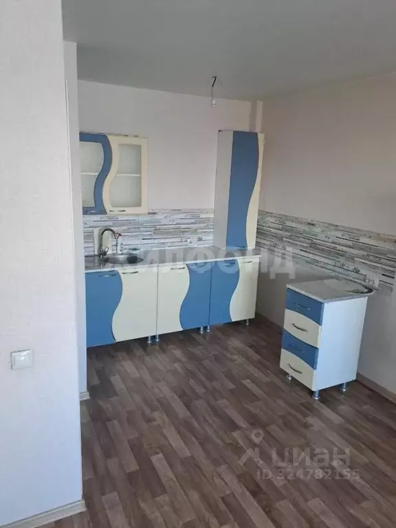 3-к кв. Новосибирская область, Новосибирск ул. Ивана Севастьянова, 9 ... - Фото 1