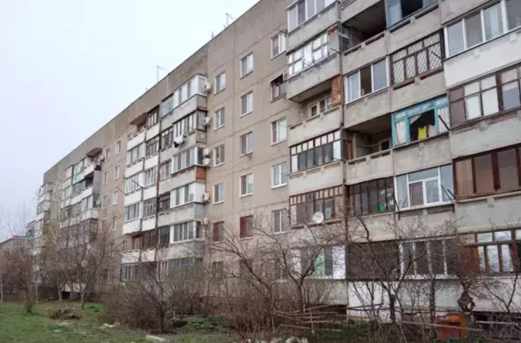 3-к кв. Саратовская область, Энгельс ул. Менделеева, 3а (66.8 м) - Фото 1