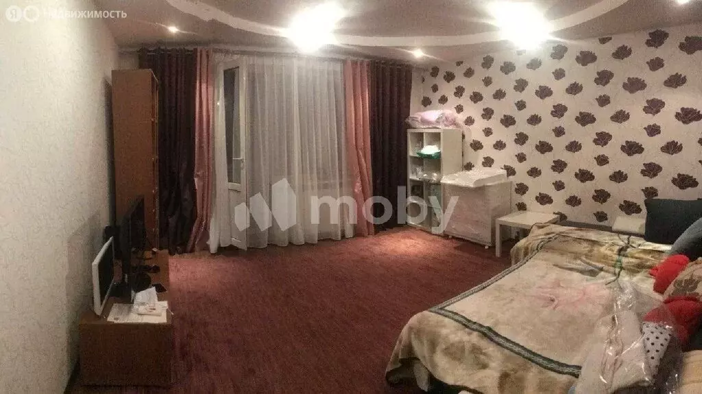2-комнатная квартира: Калининград, улица Маршала Борзова, 101 (74 м) - Фото 0