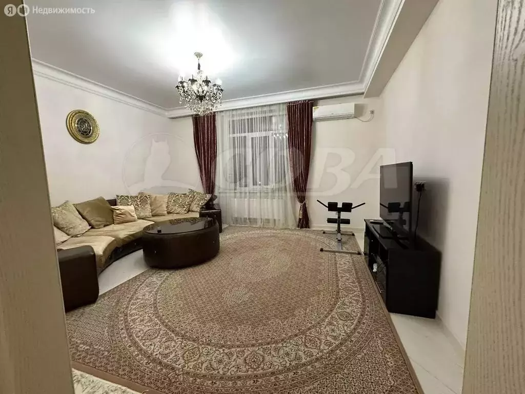 3-комнатная квартира: Махачкала, улица Ахлакова, 5 (120 м) - Фото 2