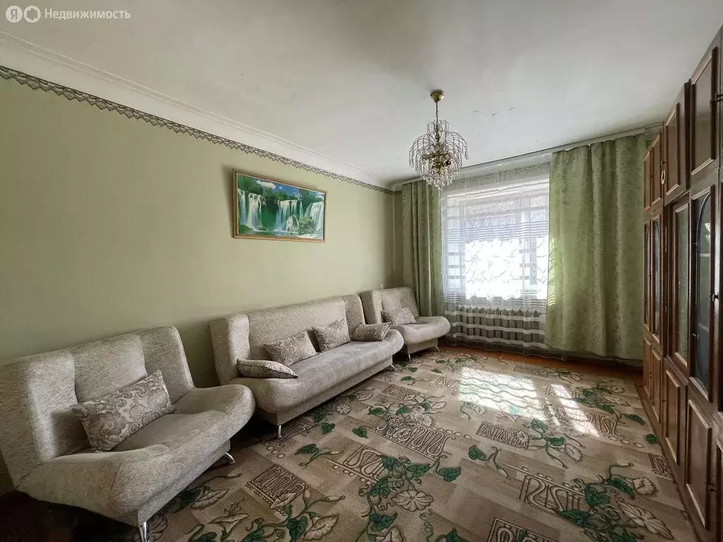 3-комнатная квартира: Ангарск, 55-й квартал, 33 (65 м) - Фото 0