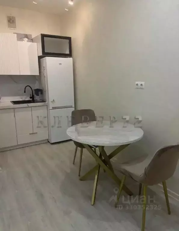 1-к кв. Тюменская область, Тюмень ул. Андрея Приказнова, 7 (37.0 м) - Фото 1