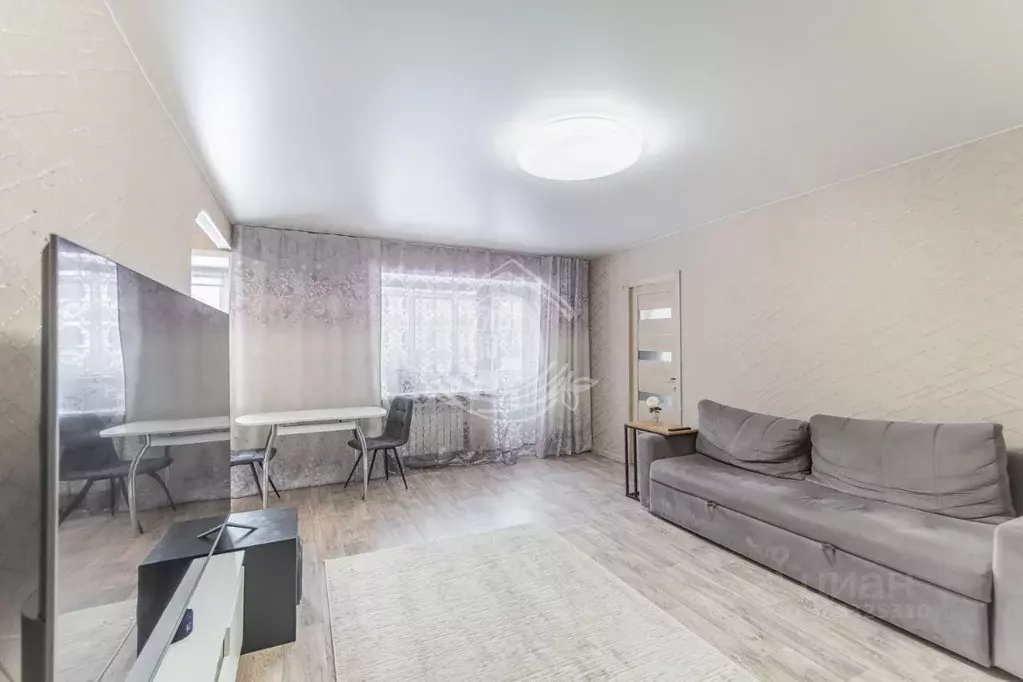 3-к кв. Алтайский край, Первомайский район, с. Санниково, Центральный ... - Фото 1