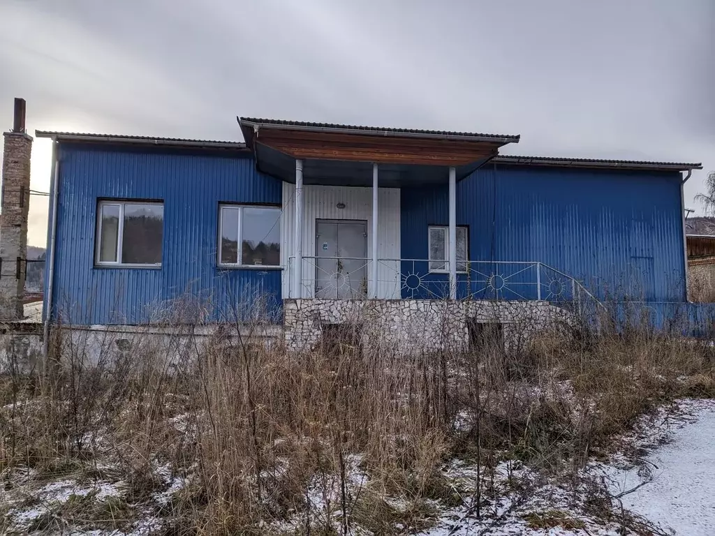 Помещение свободного назначения в Хакасия, Майна рп ул. Промышленная, ... - Фото 1