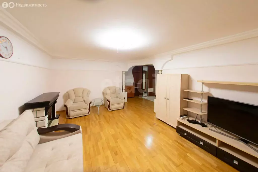 3-комнатная квартира: Альметьевск, улица Тельмана, 51 (73 м) - Фото 1