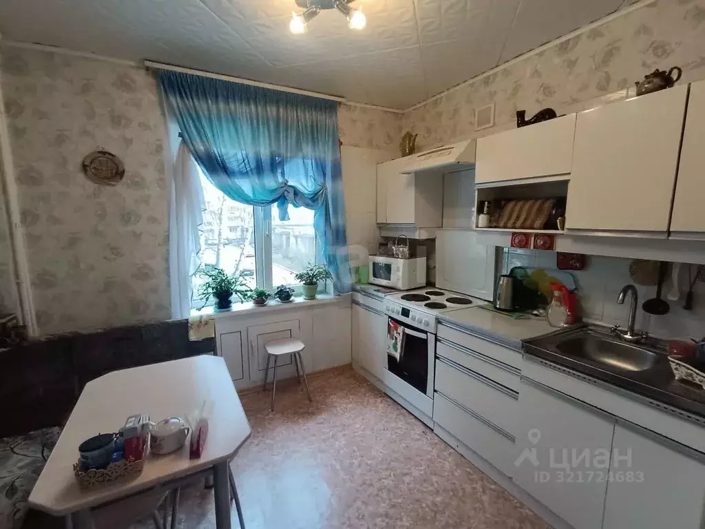 3-к кв. Кемеровская область, Юрга Кузбасский просп., 14 (65.4 м) - Фото 2