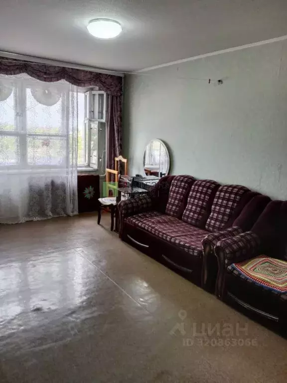 3-к кв. Курганская область, Курган ул. Яблочкина, 6 (62.0 м) - Фото 0
