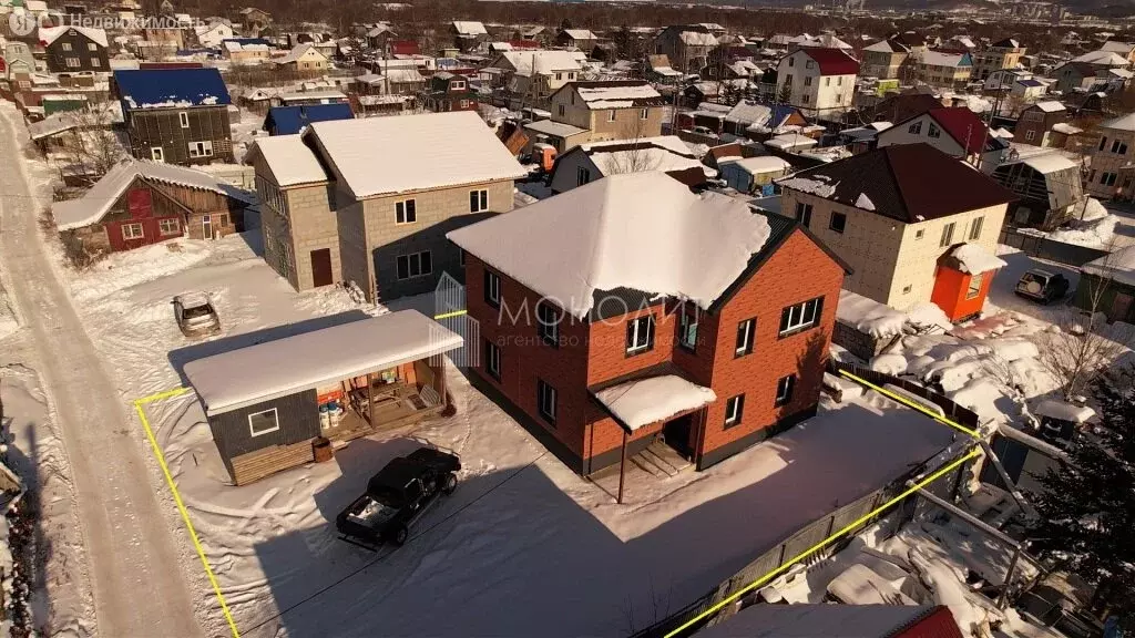 Дом в Южно-Сахалинск, 19-й микрорайон, Яблочная улица (185 м) - Фото 1