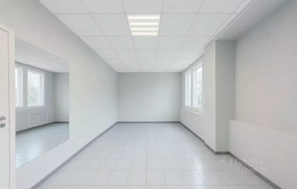 Офис в Санкт-Петербург Яхтенная ул., 7К1 (20 м) - Фото 1