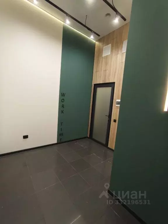Помещение свободного назначения в Татарстан, Казань ул. Хусаина ... - Фото 2