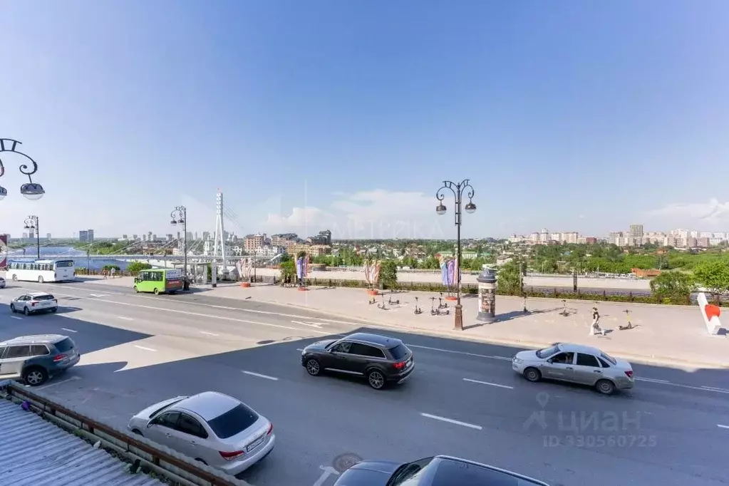 1-к кв. Тюменская область, Тюмень ул. Республики, 6а (30.2 м) - Фото 1