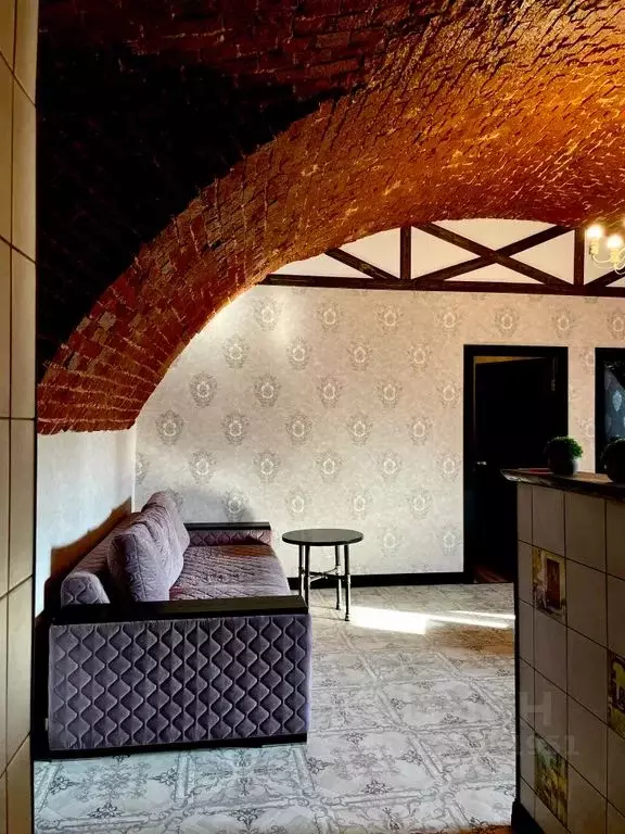 3-к кв. Ярославская область, Ростов Советская пл., 8 (70.0 м) - Фото 1