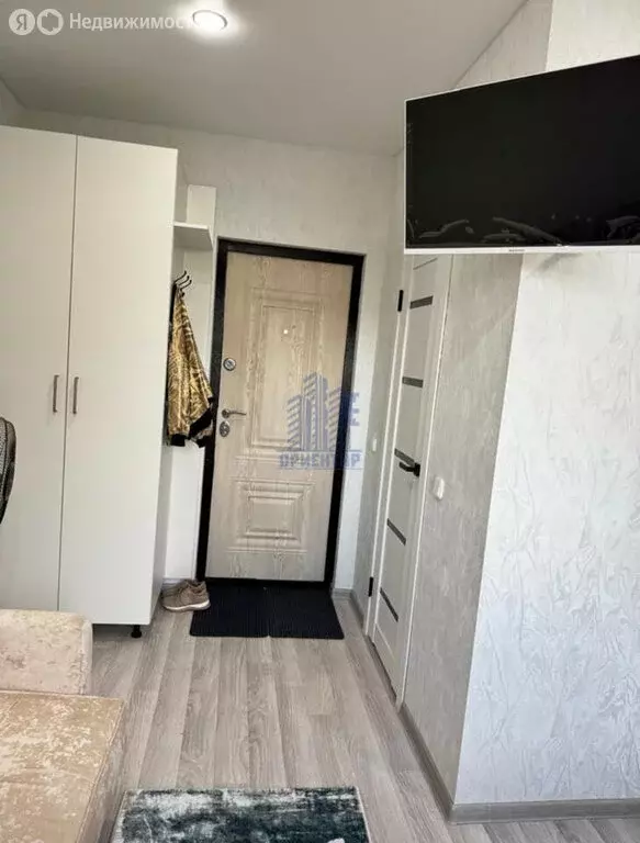 Квартира-студия: Чебоксары, проспект Тракторостроителей, 5 (18 м) - Фото 1