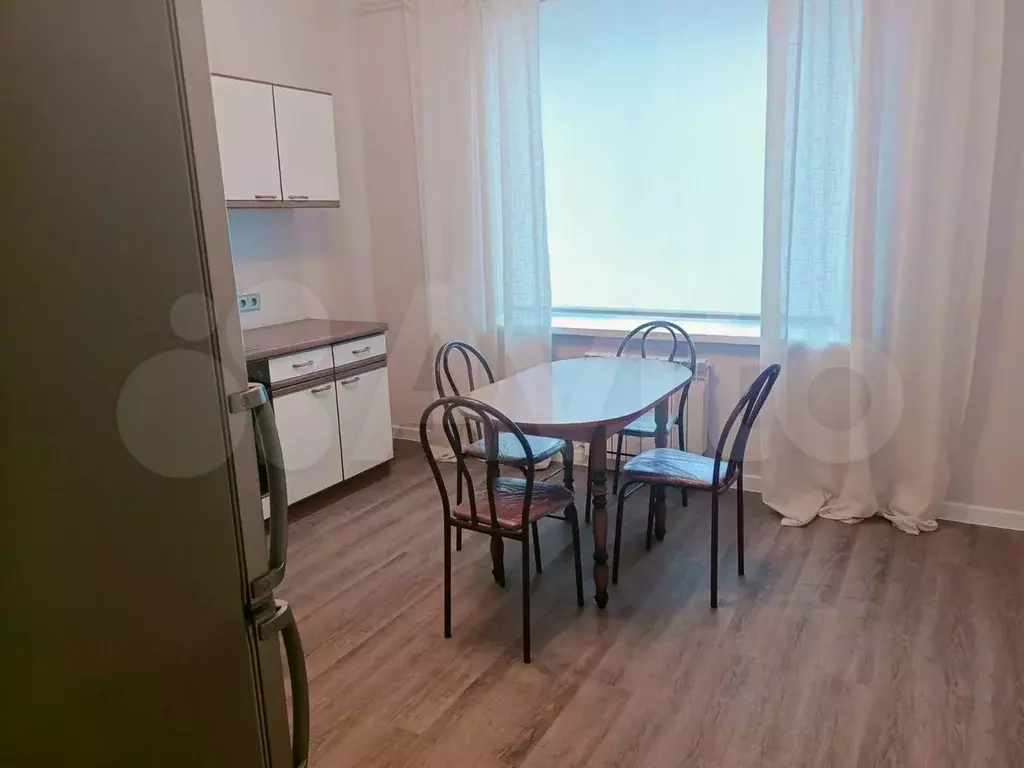 1-к. квартира, 40 м, 1/10 эт. - Фото 0
