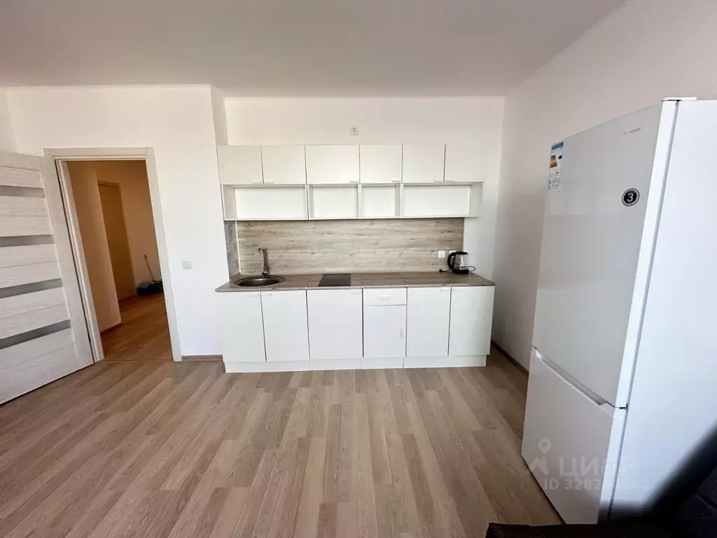 1-к кв. Свердловская область, Екатеринбург ул. Павлодарская, 4/2 (45.0 ... - Фото 2