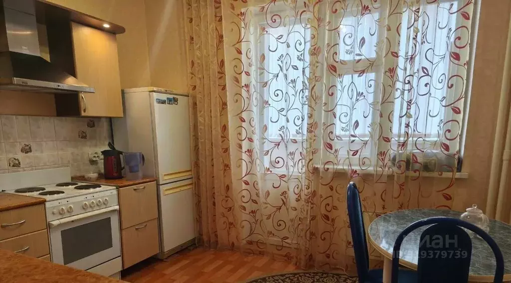 2-к кв. Белгородская область, Старый Оскол Степной мкр, 8 (68.0 м) - Фото 1