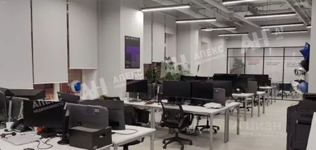 Офис в Москва ул. Арбат, 10 (341 м) - Фото 1