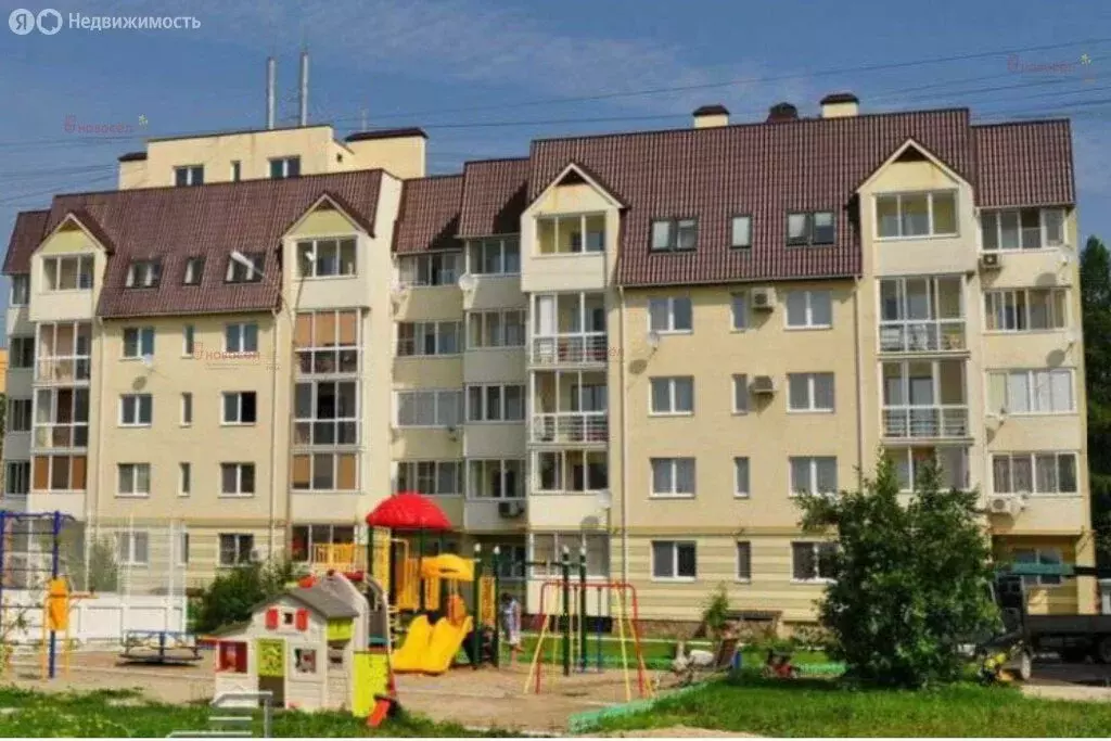 2-комнатная квартира: екатеринбург, рощинская улица, 63 (73 м) - Фото 1