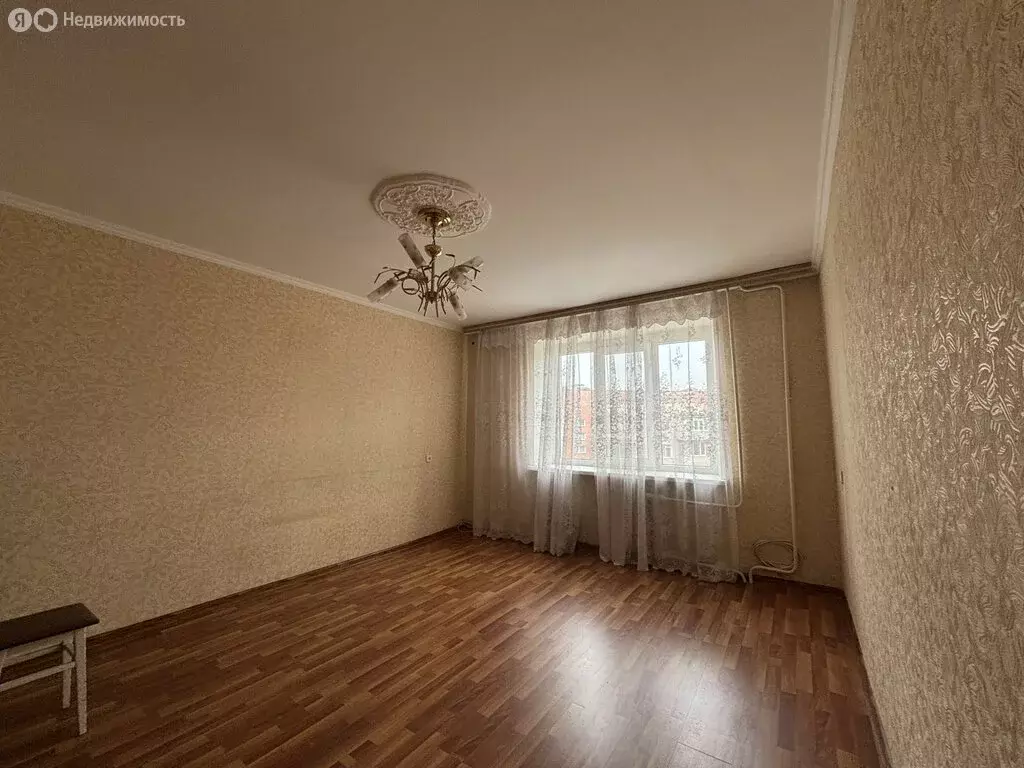 3-комнатная квартира: Нальчик, улица Идарова, 162 (72 м) - Фото 1