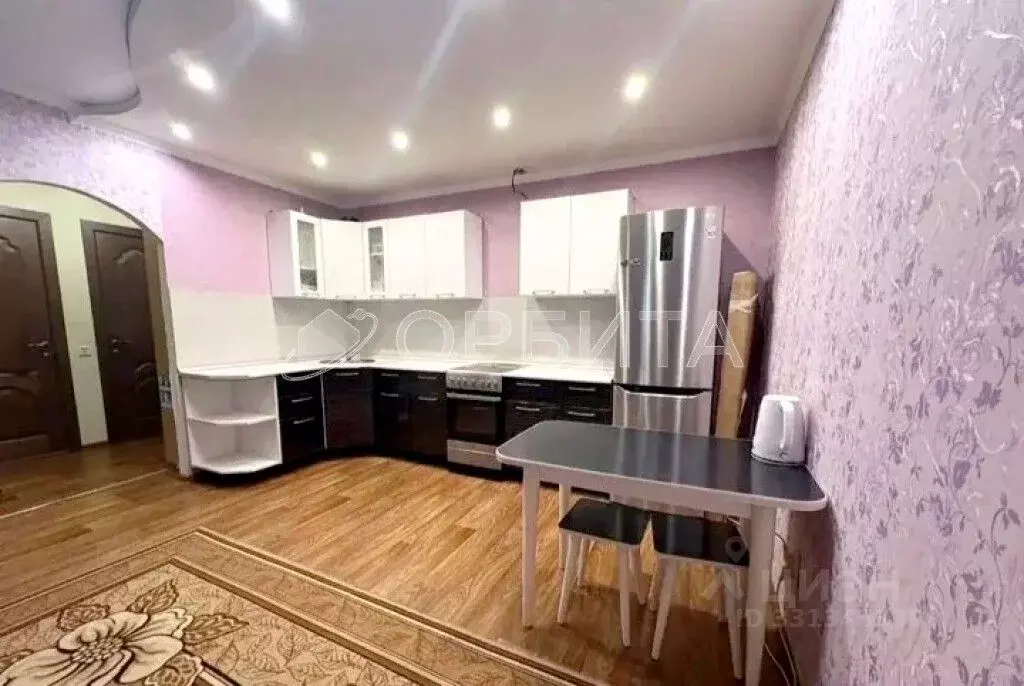 1-к кв. Тюменская область, Тюмень проезд Ямбургский, 3 (42.6 м) - Фото 1