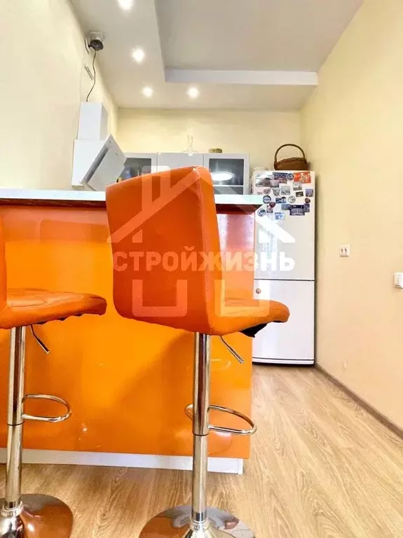 1-к кв. Свердловская область, Екатеринбург ул. Авиационная, 10 (43.6 ... - Фото 1