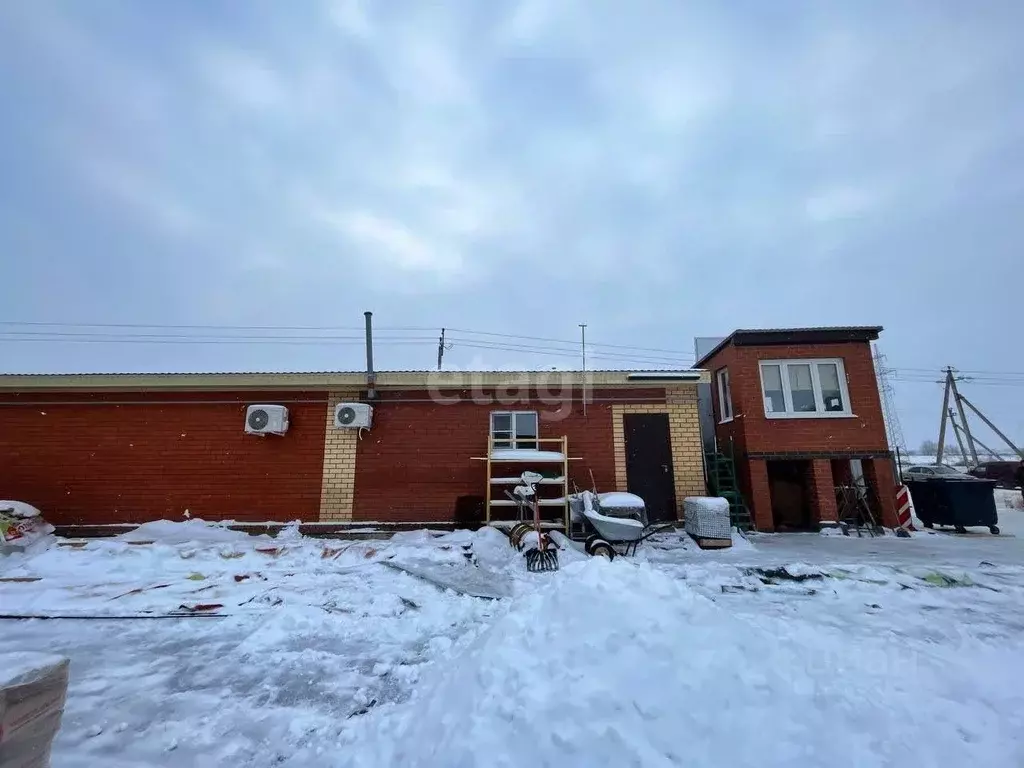 Торговая площадь в Мордовия, Лямбирский район, Берсеневское с/пос, д. ... - Фото 0